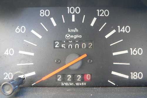 250.000kms peugeot 205 grd diesel