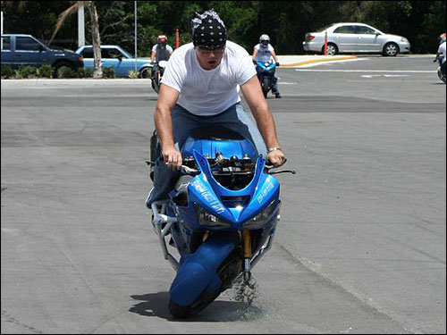 stoppie crash moto stunt pwnd