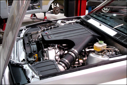 photo moteur BMW M3 E30 V10
