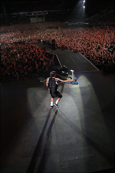 photo hd concert Metallica Paris 2012 Stade de France tournee Black album photo hd concert Metallica Paris 2012 Stade de France tournee Black album
