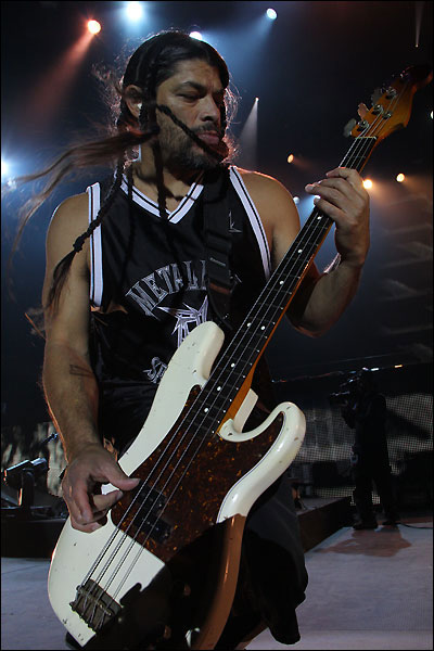 photo hd concert Metallica Paris 2012 Stade de France tournee Black album photo hd concert Metallica Paris 2012 Stade de France tournee Black album