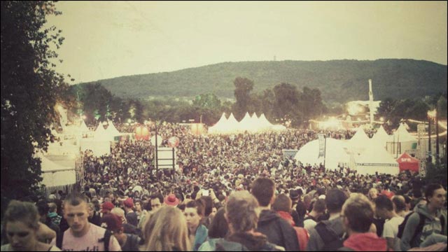photo resume Eurockeennes de Belfort 2012 festival camping Eurocks boue