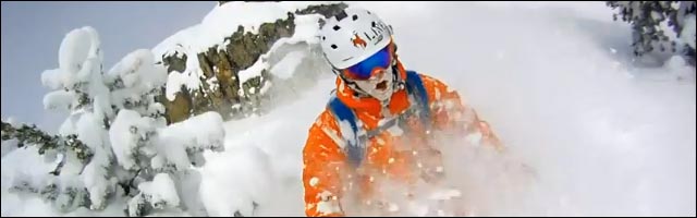 manger de la neige poudreuse