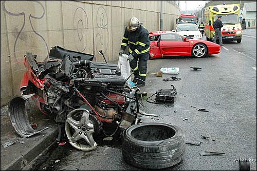 accident Ferrari F355 crash