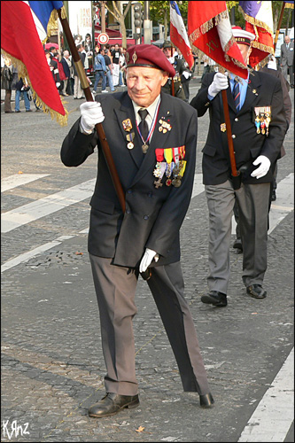 defile ancien combattant poilu grande guerre mondiale photo