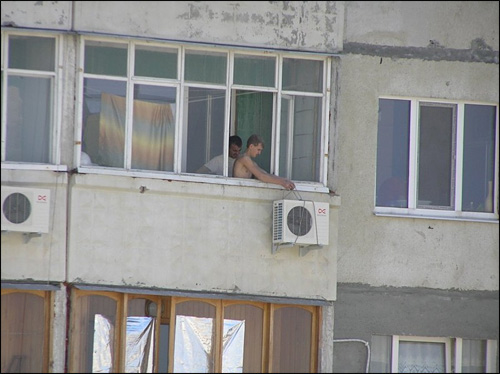 photo installation climatisation russie exterieur immeuble russe