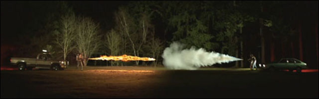 video lance flammes vs extincteur duel match chaud contre froid video lance flammes vs extincteur duel match chaud contre froid