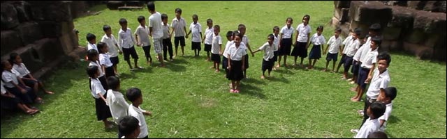 video hd lipdub Cambodge avec 300 enfants spectacle temple Angkor Cambodia video hd lipdub Cambodge avec 300 enfants spectacle temple Angkor Cambodia