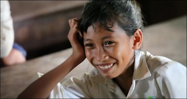 video hd lipdub Cambodge photo sourire visage enfant orphelinat reaction