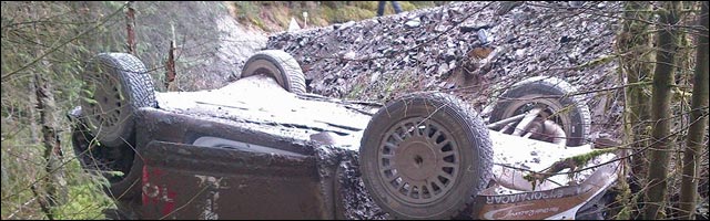 photo hd crash Hirvonen WRC rallye Wales photo hd crash Hirvonen WRC rallye Wales