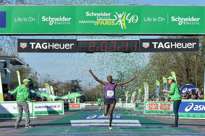 arrivee marathon paris 2016 arrivee marathon paris 2016