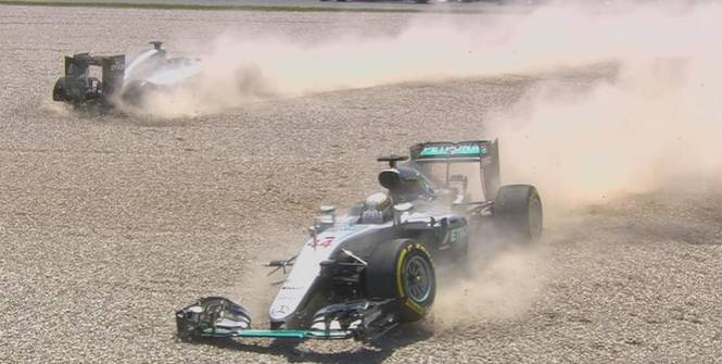 Formule 1 : accrochage entre Hamilton et Rosberg Formule 1 : accrochage entre Hamilton et Rosberg