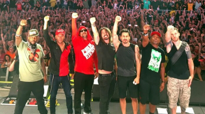 photo Dave Grohl Prophets Of Rage photo Dave Grohl Prophets Of Rage